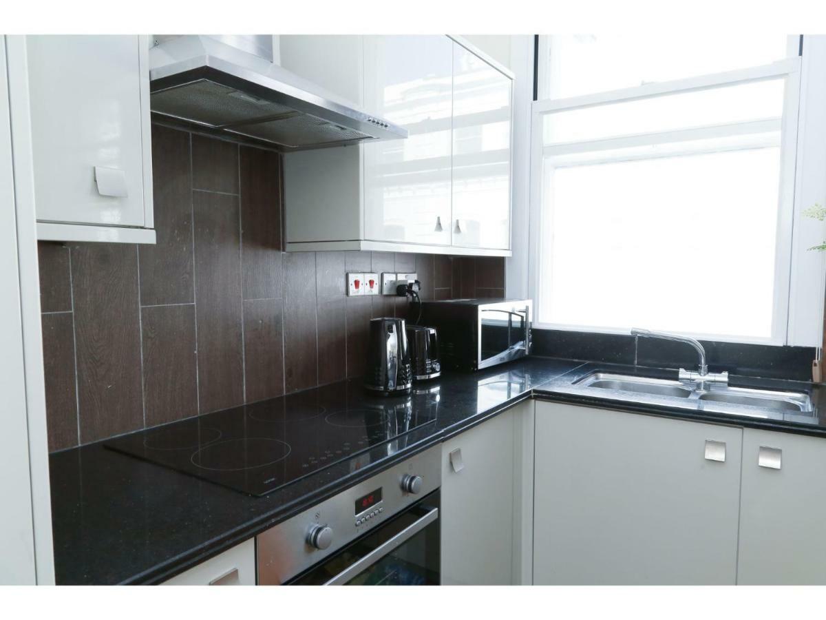 Pass The Keys West End Apartment Near Tottenham Court Road Londra Exterior foto